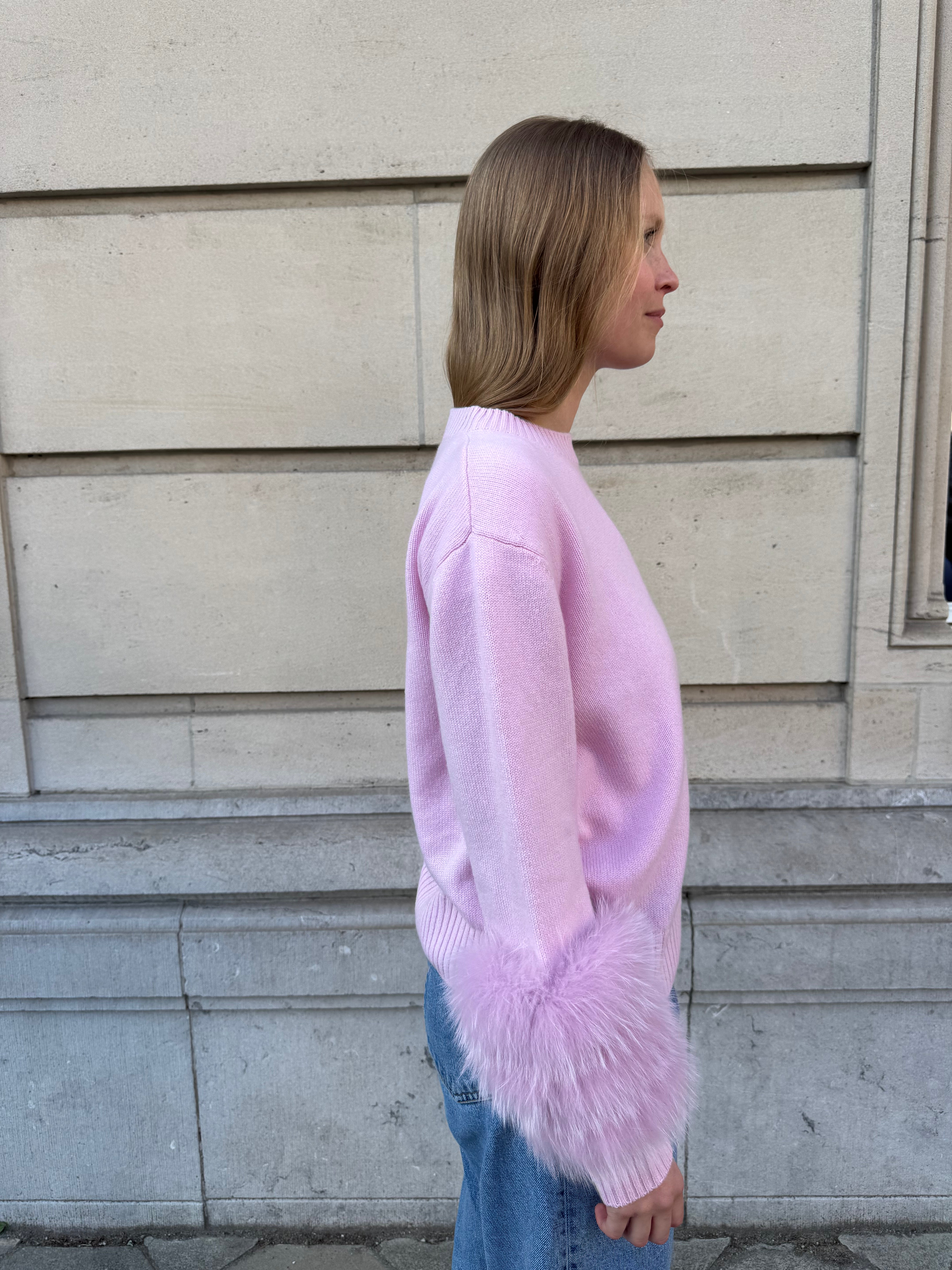 The Montaigne Sweater - Pink