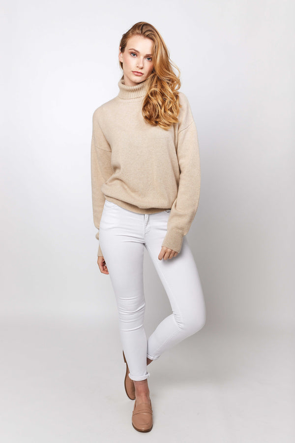 Beige cashmere sweater, oversized turtleneck in organic cashmere