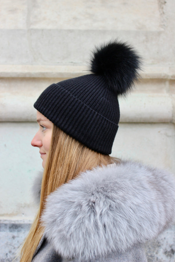 Black cashmere and wool hat with big real fox fur pompom pompon hat pompom hat