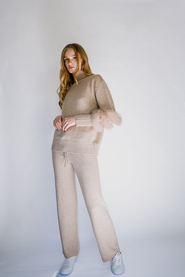 Belgravia Cashmere Sweater With Fur Detail - Beige
